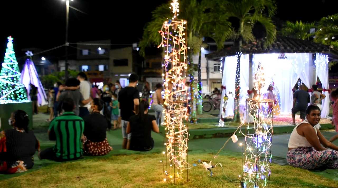 Camacã: Prefeitura inaugura a Vila Natal e encanta a população, principalmente as crianças